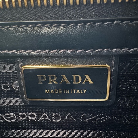 Prada Symbole Embroidered fabric/leather bag - Picture 7 of 16